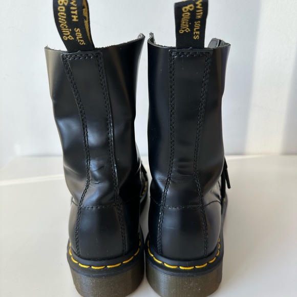 Dr Martens Boots - Picture 3 of 8